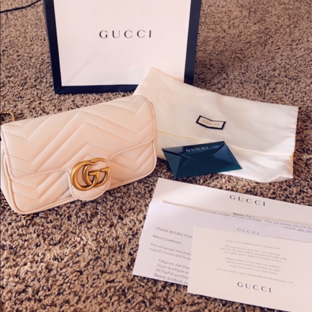Gucci Marmont Bag White (Authentic)